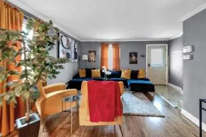 Nest Away near EWR 2 Queen Beds - 爱迪生