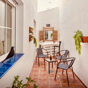 New GR0-flat with private backyard in Málaga Center - Hoteles de 4 estrellas en Málaga