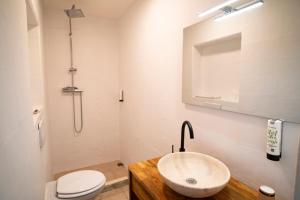 Hotels Hotel de la Mer : photos des chambres