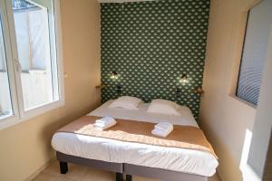 Hotels Hotel de la Mer : photos des chambres