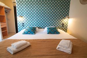 Hotels Hotel de la Mer : photos des chambres