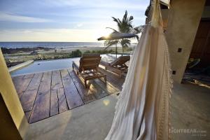 UtopiAmar Beach House & Suites