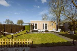 De Frije Fûgel - Een luxe chalet op De Friese Wadden