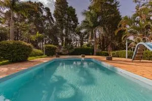 Chacara com Wi-Fi, lazer completo e garagem - Parurus