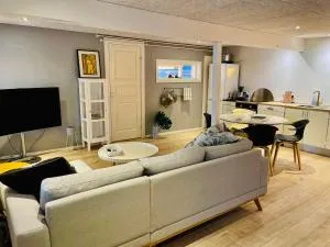 Ilulissat Stay - Studio Apartment - 伊卢利萨特