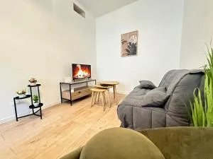 S Au détour de la meuse Maison 2 Chambres au centre - Les Mazures