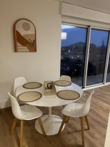 Appartements Elegant apartment : photos des chambres