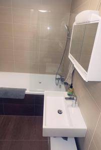 Kőris Pool Apartments