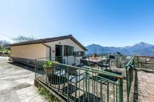 Family Friendly Rosa House Amazing View - Happy Rentals - Renaio