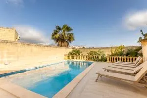 Surwig Gozitan Villa & Pool - Happy Rentals - Kerċem