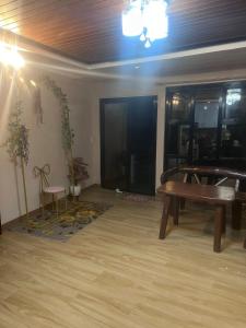 Cornells Foggy Mountain Inn