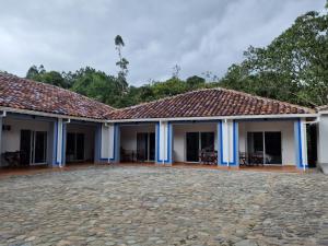 chez Yannick hospedaje los amigos