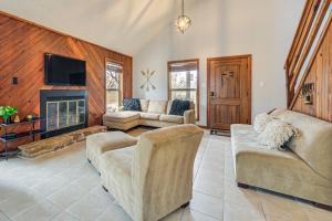 Serene Family Cottage with Deck and BBQ