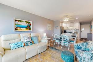 Plantation East #2313