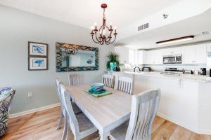 The Beach Club 1110D