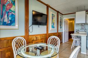 Plantation East #1201