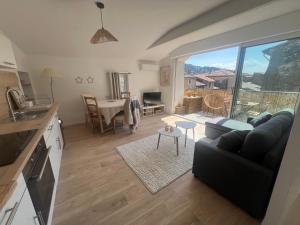 Appartements Appartement renove avec terrasse : photos des chambres