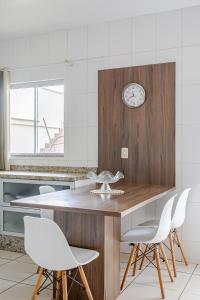 Jacuzzi Privativa com Vista Deslumbrante do Mar