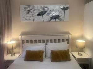 Smart and Cozy Studio with Netflix and Showmax