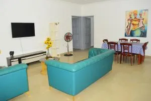 Appartement F4 - 金沙萨