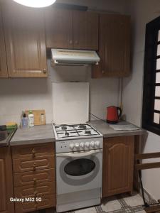 Варшава centrum Apartamenty Roland centrum Warszawy 1 pokój w 2-pokojowym mieszkaniu Graniczna 4 ze wspólną wanną i łazienką