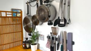 Bright & Spacious 2-Bed Townhouse