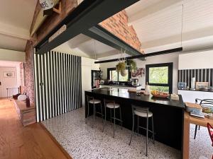 Modern Hossegor Oasis