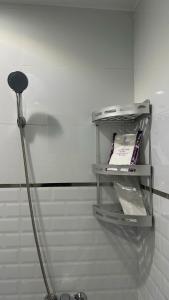 استيديو بحي العقيق مودرن بتصميم هادى