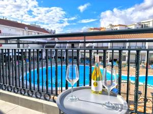 PEARL Los Cristianos - pool, fibre net, tv channels, calm atmosphere