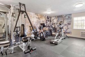 Best Western Plus Grand Manor Inn