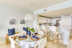 Gulf Views! 9th-Floor Majestic Beach Resort Condo