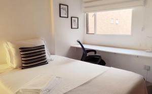 Habitación 4 independiente con baño privado Unicentro