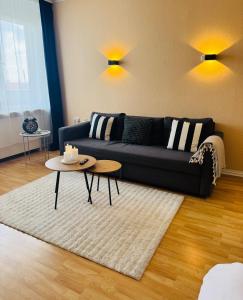 Willkommen Kudamm nähe mit Parkplatz