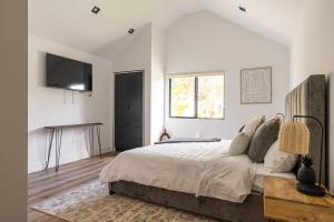 Tulum Style in Sherman Oaks