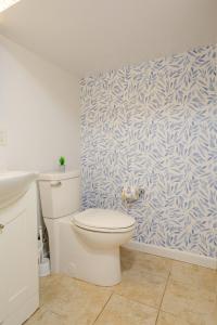 Big City Life: 1BR Apt wNetflix Easy NYC Access