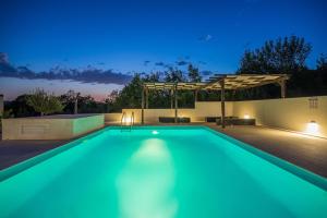 Family friendly house with a swimming pool Krusevo, Novigrad - 24069