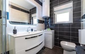 Family friendly house with a swimming pool Krusevo, Novigrad - 24069