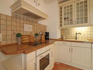 Peaceful Hideaway in Gorow