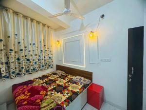 balaji hotel & guest house