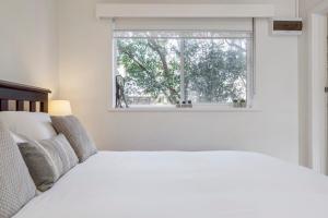 1BR w FREE Parking! Near Swinburne University