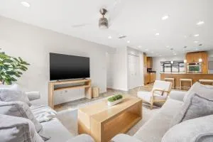 Peachful Pool Home-Close to Beaches and St Pete - 皮内拉斯公园