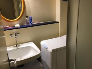 Studio avec loggia à Super Besse, proche des pistes - FR-1-814-112