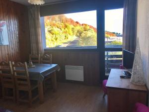 Appartements Studio sur les pistes a Super Besse - FR-1-814-108 : photos des chambres