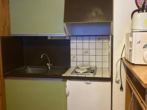 Appartements Studio confortable 4 pers. au coeur de Super Besse, acces direct aux pistes - FR-1-814-118 : photos des chambres