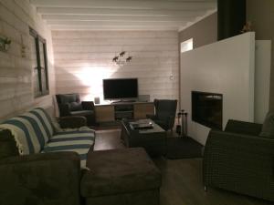 Chalet rénové pour 10 pers. proche pistes, parking privé - FR-1-814-102