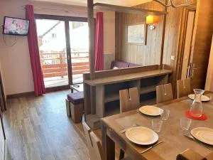 Appartement 5 Pièces Cabine, 8 Couchages, Proche Pistes, Piscine, Sauna à Risoul 1850 - FR-1-330-589 - Ґієстр