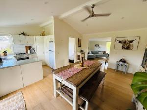 Kyogle Farmstay - Charming Country Cottage