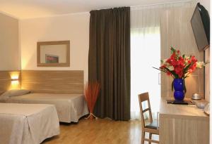Twin Room room in Dama Hotel