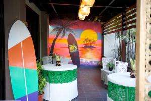 Kalipay sa Baybay, Your Private Escape