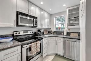 Magnificent Beach Townhome Steps from Atlantic Ave